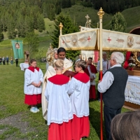 Fronleichnam und Herz-Jesu Prozessionen in Schmirn